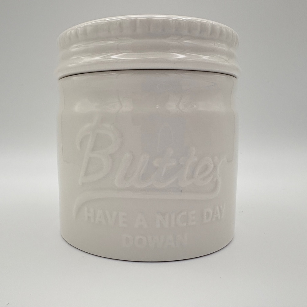 Dowan Butter Bell White Crock